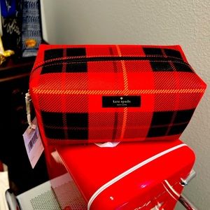 New Kate spade make up bag ! New with tags